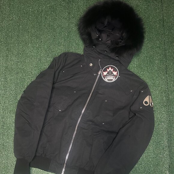 Moose Knuckles Bomber Jacket With Fur Black Size Medium - Picture 1 of 14